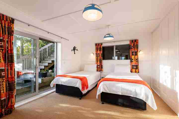 Omiha Oasis Bedroom 2 Split king can be singles or king bed