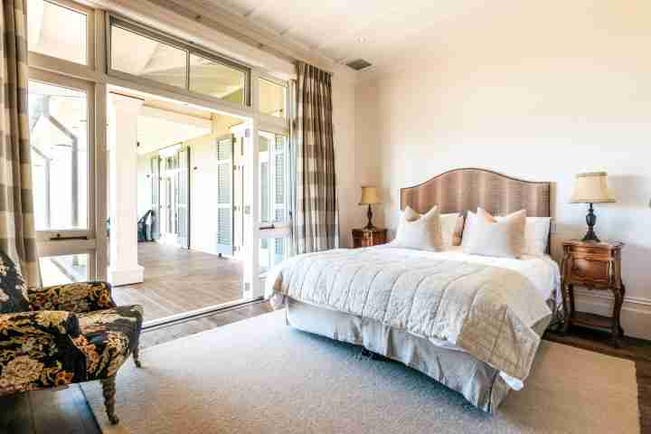 Stay in luxury private double bedroom, Waiheke Island
