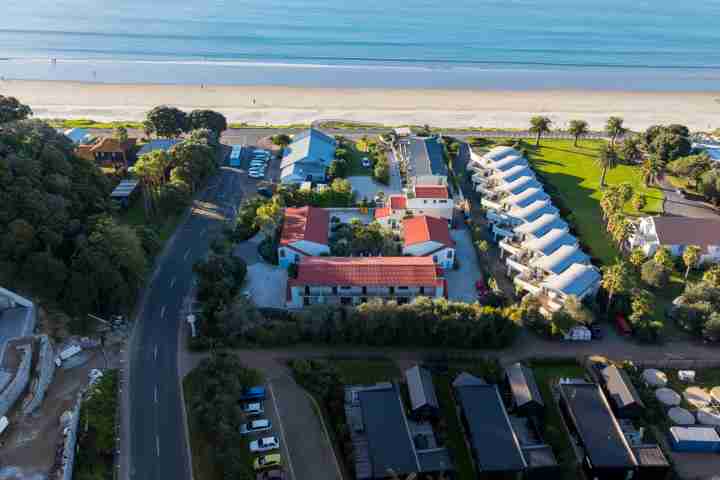 Waiata Beach House Birds Eye View v2