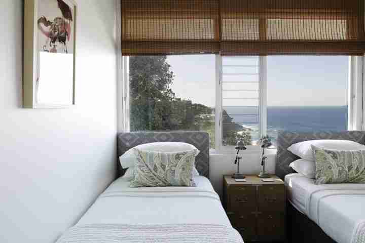 Whale Beach House Singles Bedroom with unlimited sea views, Amaroo