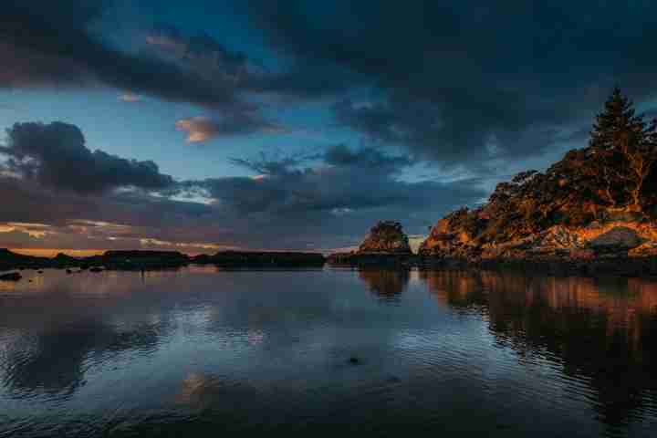 Drop Anchor at Enclosure Bay Moody sunrise v2