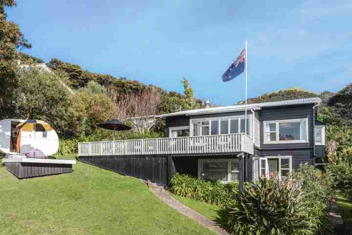 Front of house The Boat House at Arran Bay v2