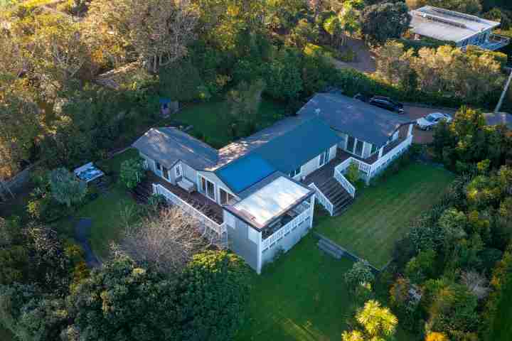 Oriwa Villa by Waiheke Unlimited Overhead shot2