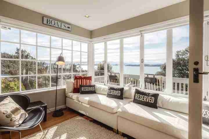 Window seat with amazing views The Boat House at Arran Bay v2