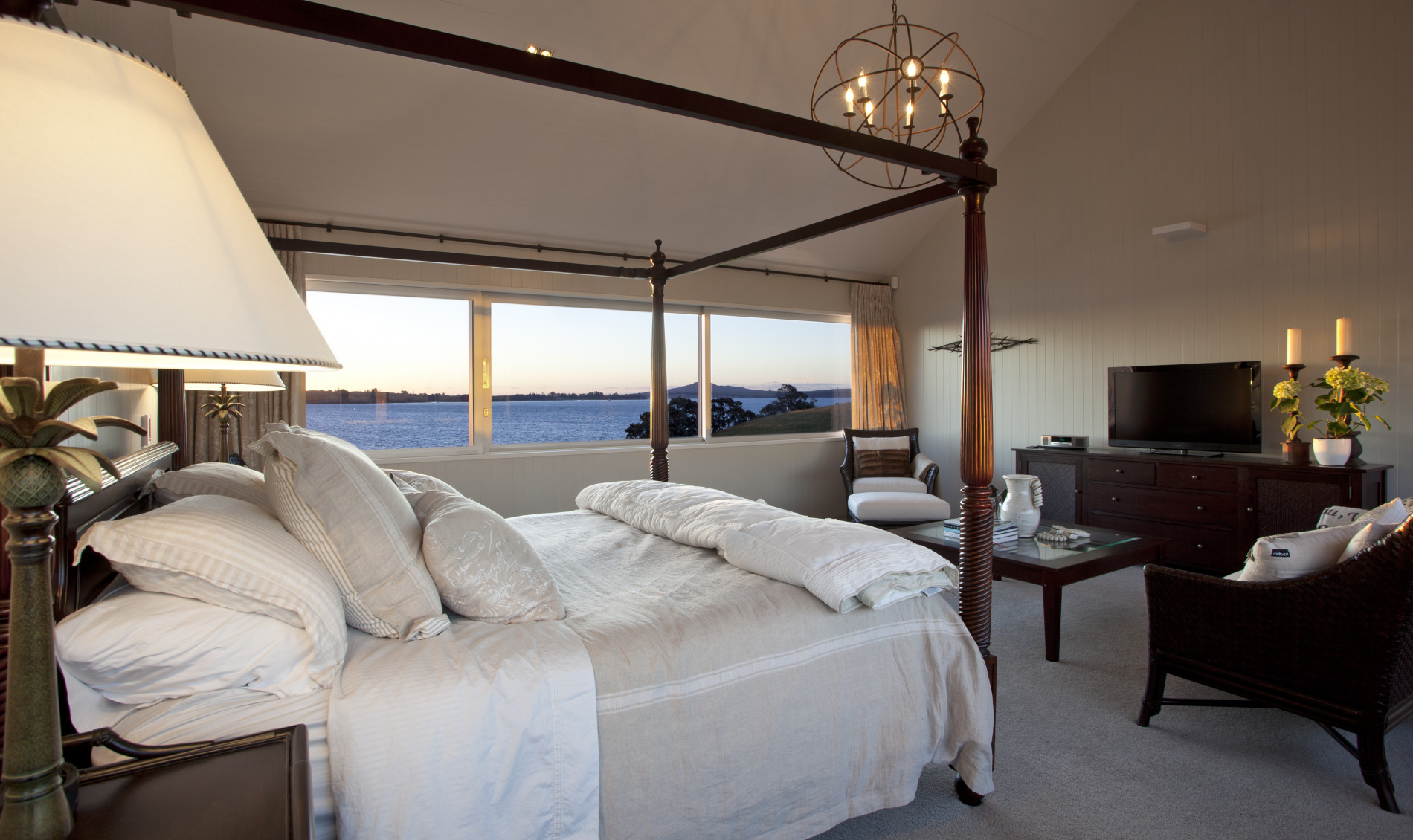 Hei Matau Waiheke Unlimited