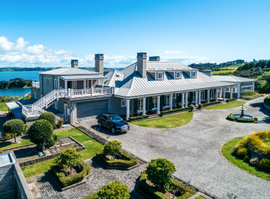 waiheke accommodation island luxury charming cottages